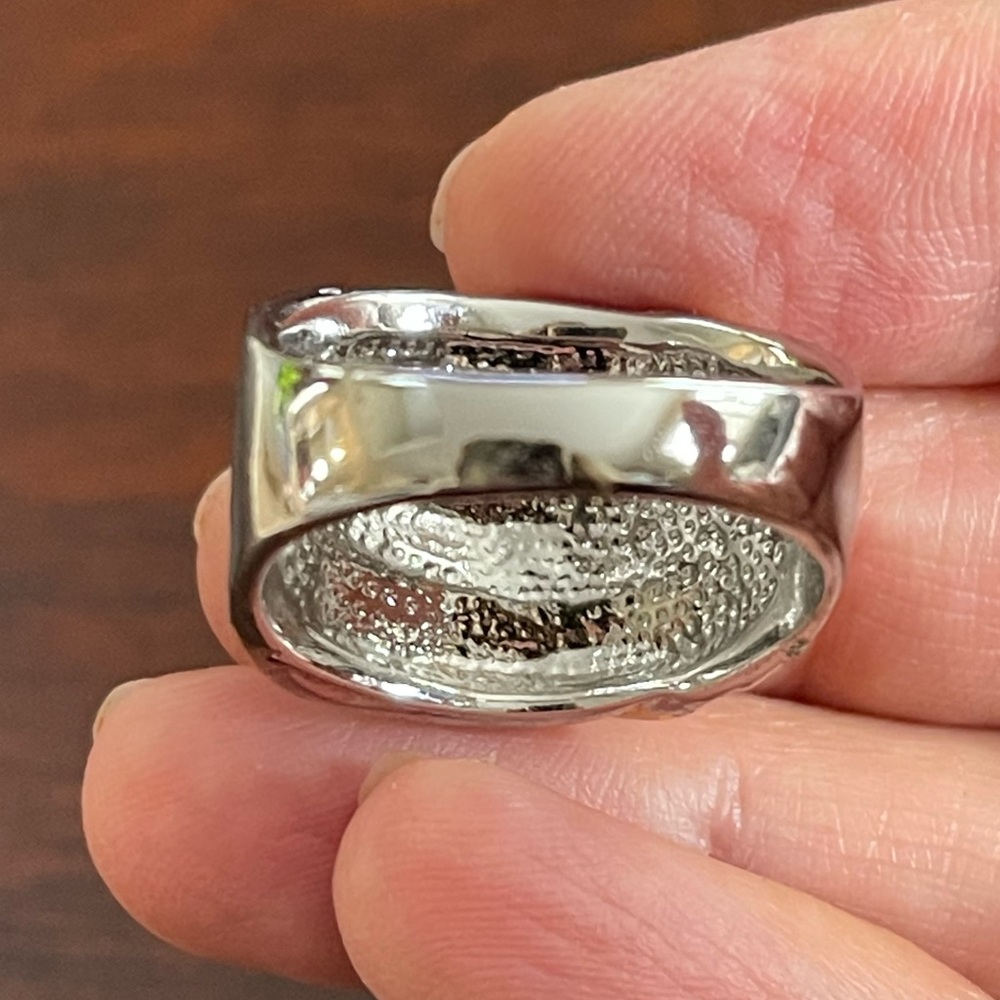 Gold & silver tone wide size 10.5 ring - Picture 9 of 10